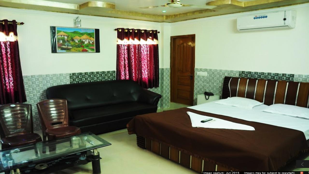 Hotel Manorama Inn Khammam Exterior foto